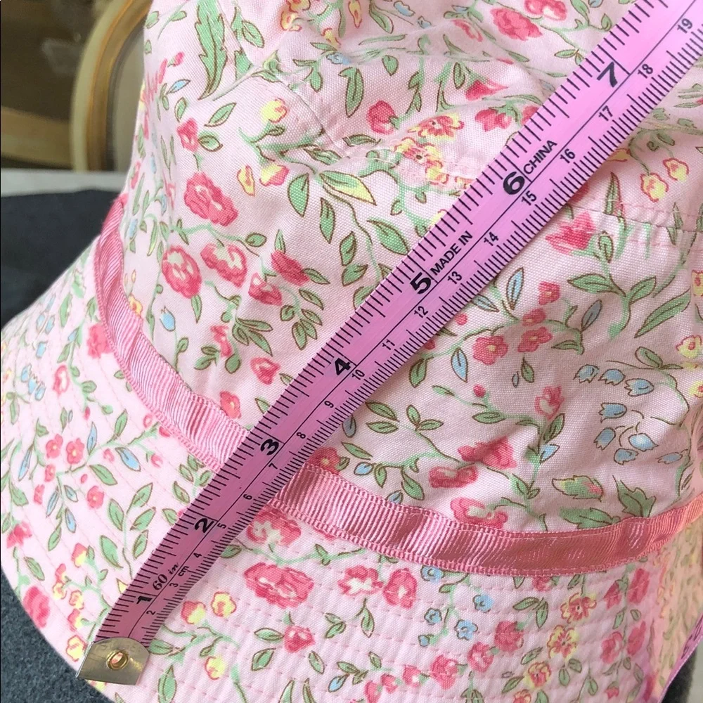 OshKosh B'Gosh Girls 100% Cotton Bucket Hat Pink + Flowers Size L-XL (5Yrs Up)
